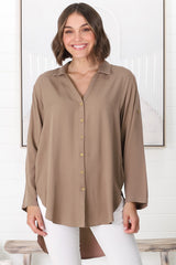 Tammy Shirt - Relaxed Button Down Shirt in Beige