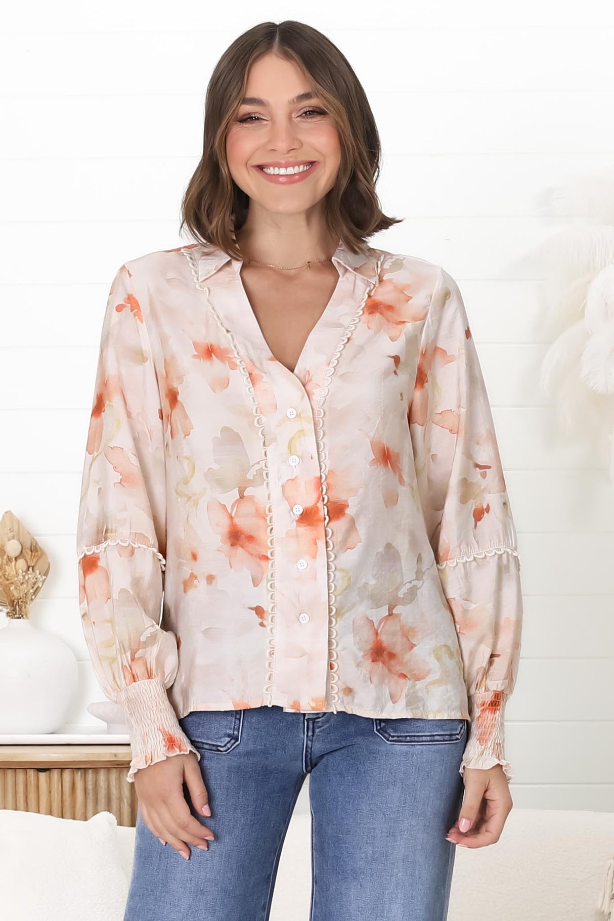 Lucy Blouse - Delicate Splicing and Trim Detailed Button Down Shirt in Helena Print Pink