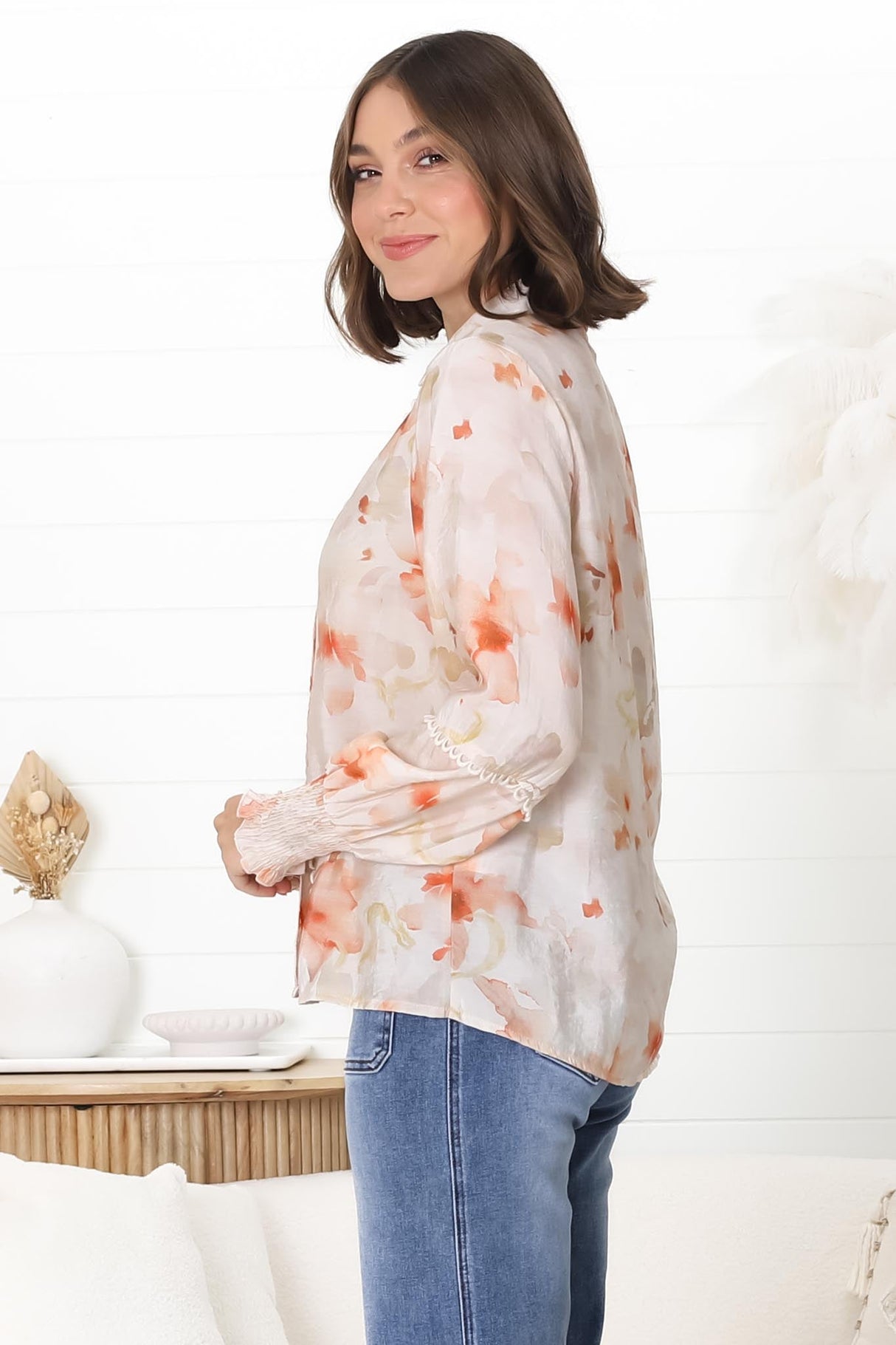 Lucy Blouse - Delicate Splicing and Trim Detailed Button Down Shirt in Helena Print Pink