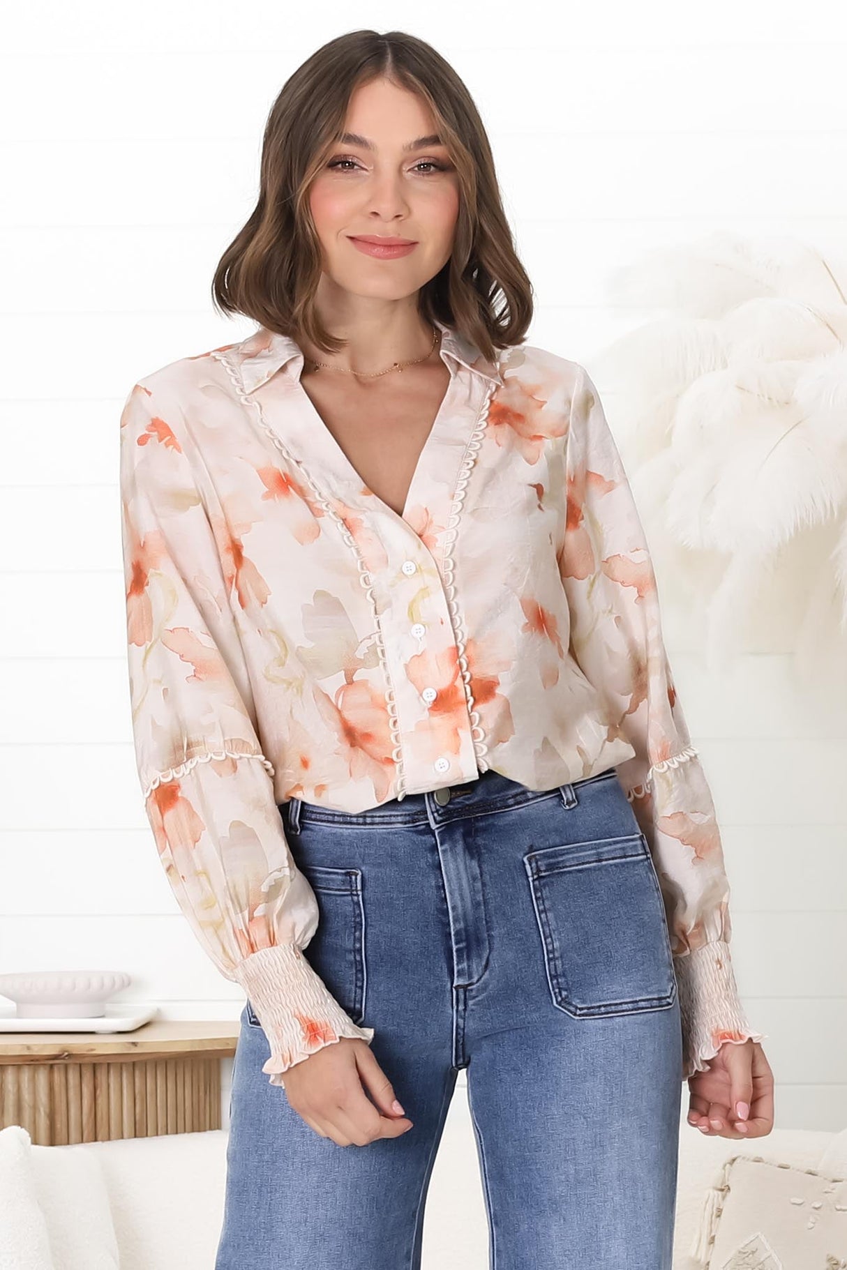 Lucy Blouse - Delicate Splicing and Trim Detailed Button Down Shirt in Helena Print Pink