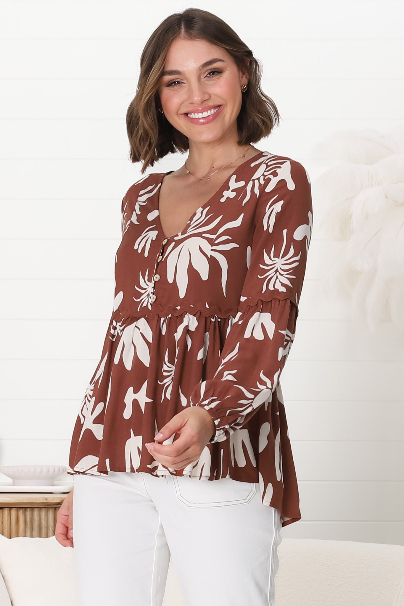 Hills Blouse - Buttoned Bodice Rick Rack Detail Smock Blouse in Wells Print Brown
