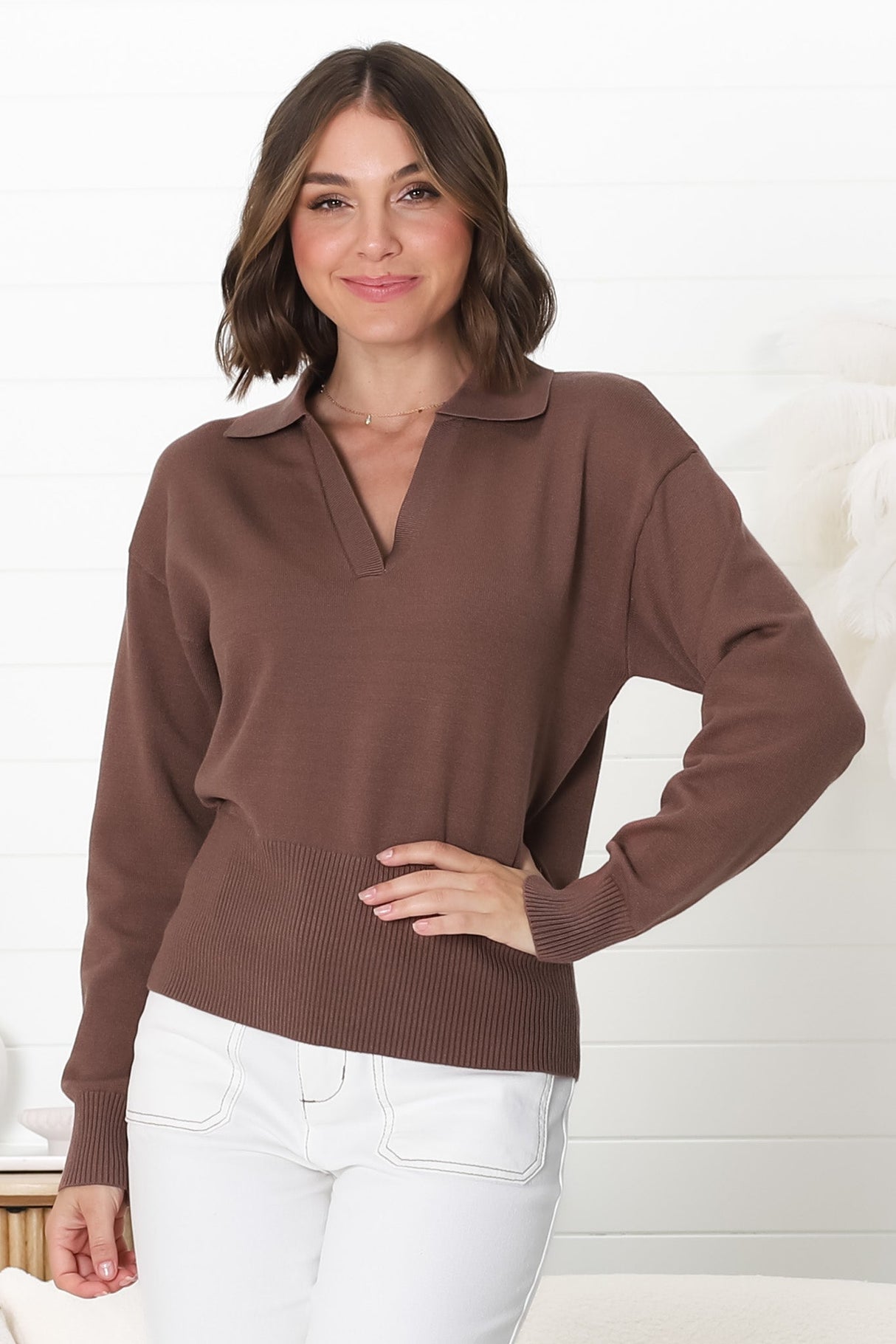 Jamerson Jumper - Collared V Neck Ribbed Hem Jumper in Brown