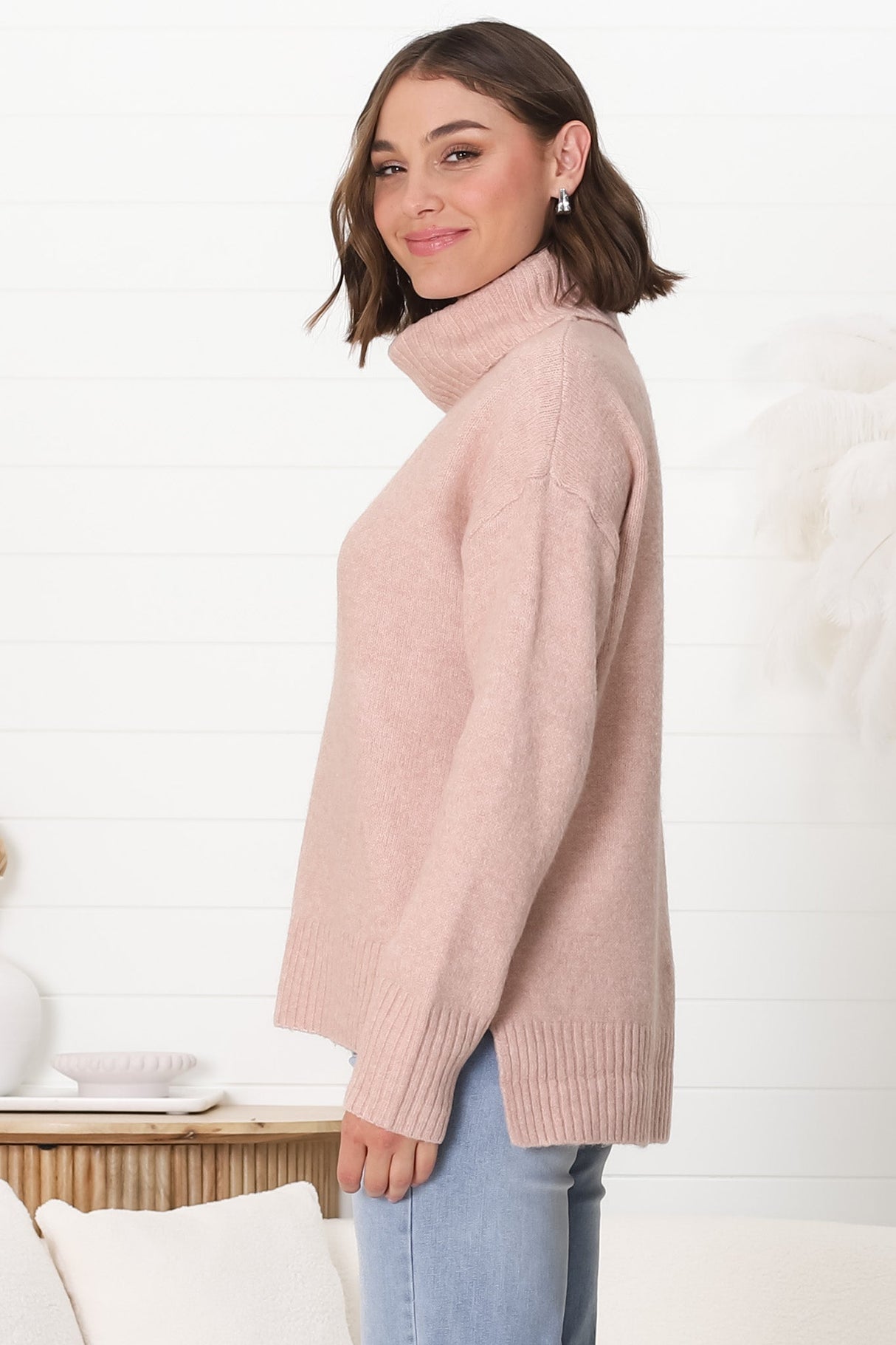 Trilly Jumper - Turtle Neck Realxed Jumper Step Hemline in Pink Marle