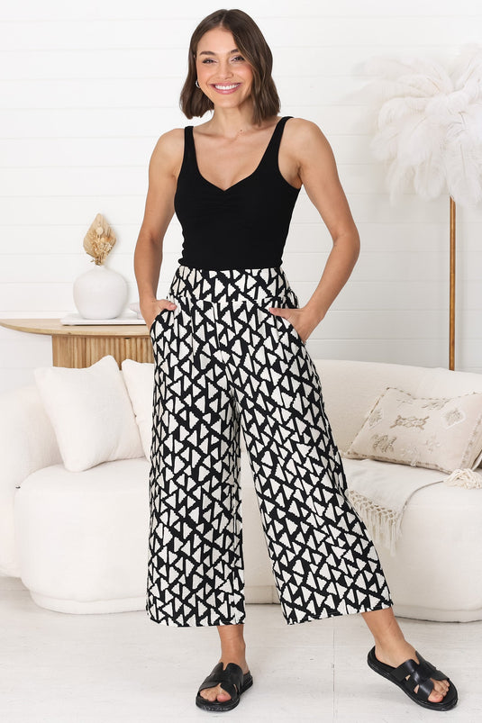 Colbie Pants - Crop Wide Leg Pants with Pockets in Aria Print Black
