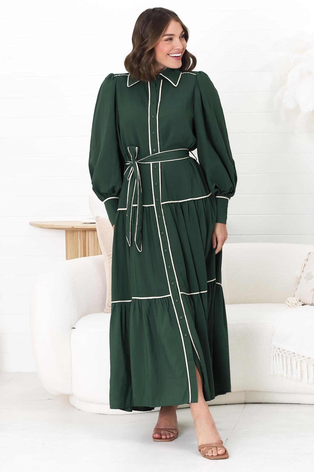 Marise Maxi Dress - A Line Dress with Collared Neckline and Long Sleeves in Emerald