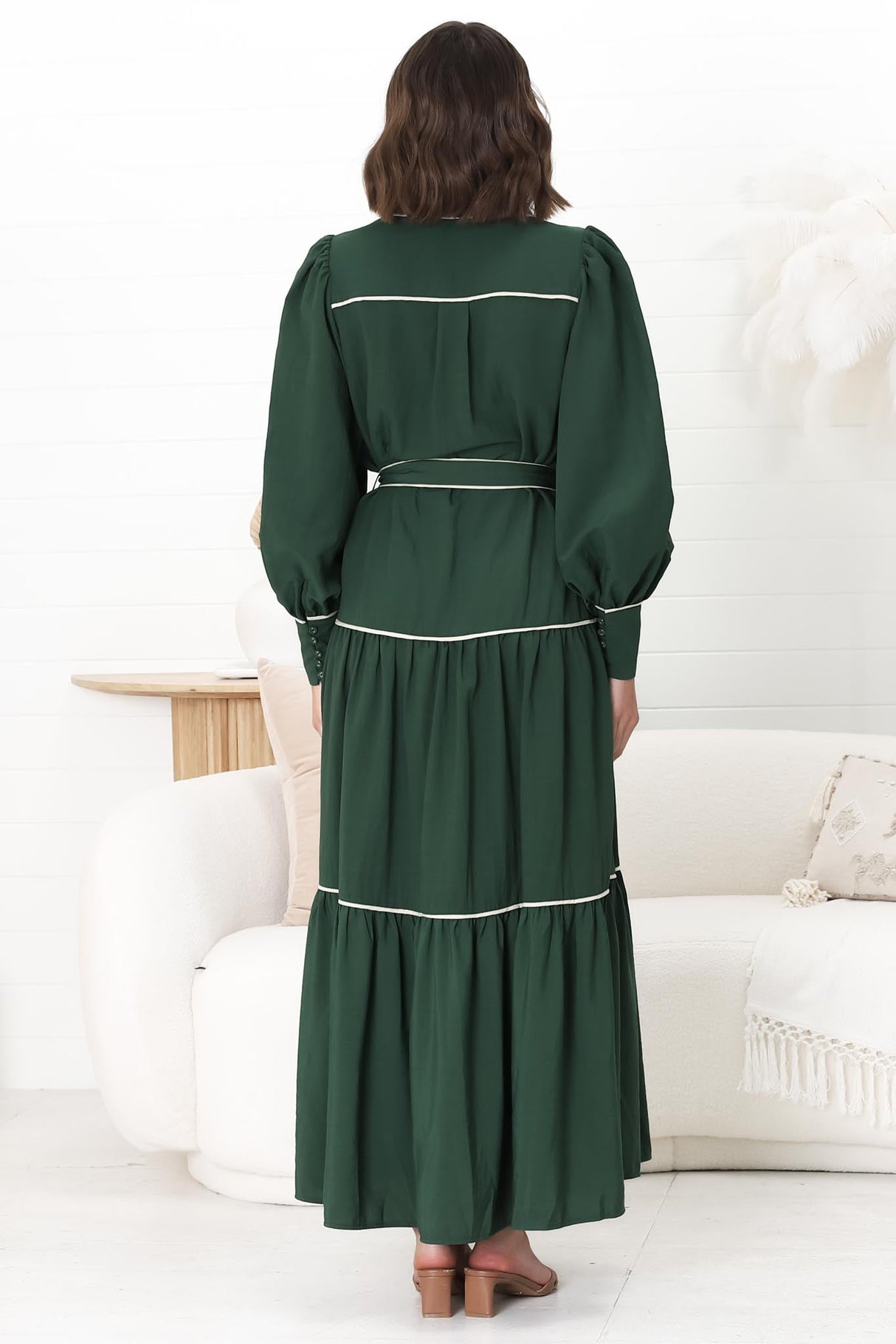 Marise Maxi Dress - A Line Dress with Collared Neckline and Long Sleeves in Emerald