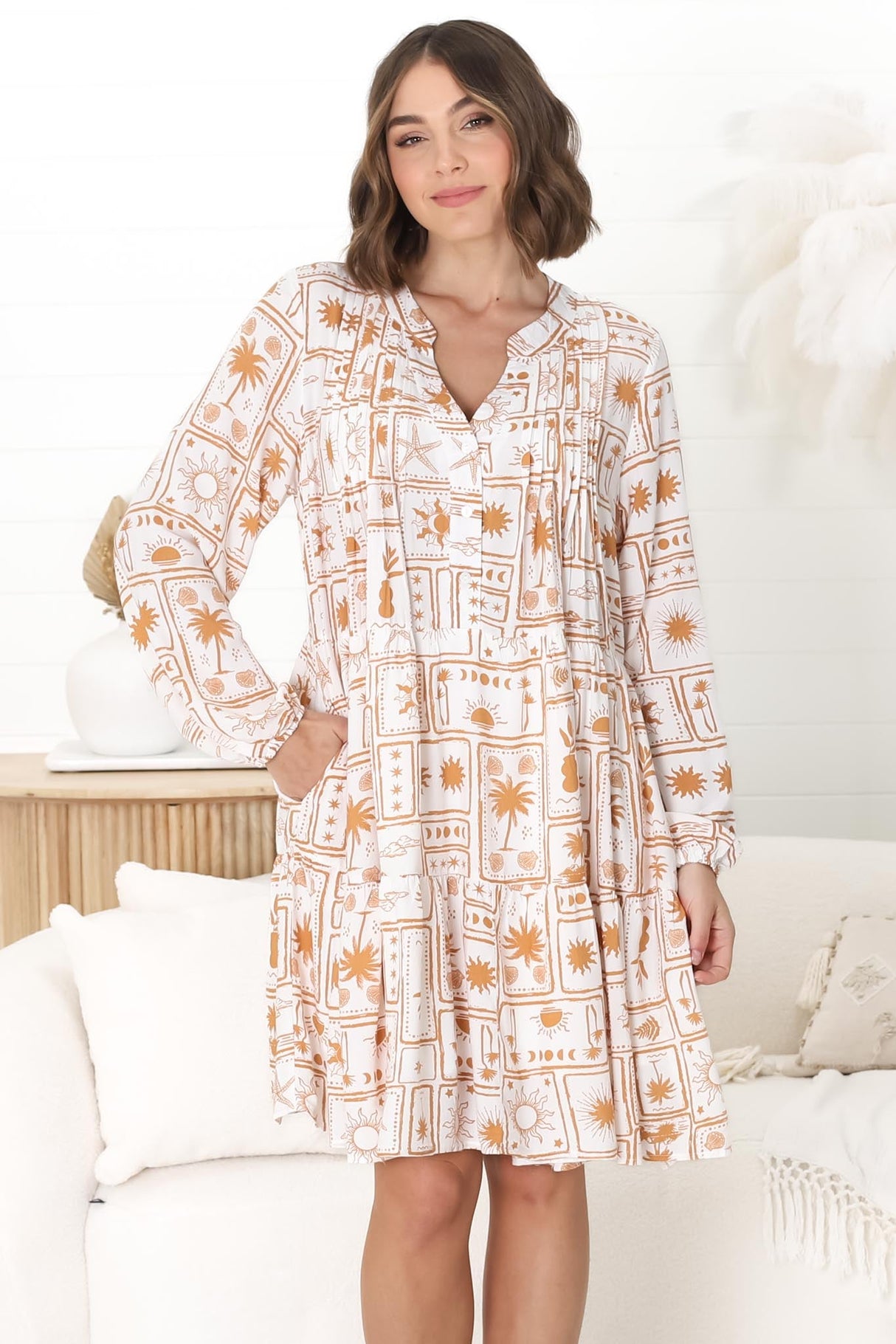 Donna Mini Dress - Mandarin Collar Pintuck Detailed Smock Dress in Cailan Print White