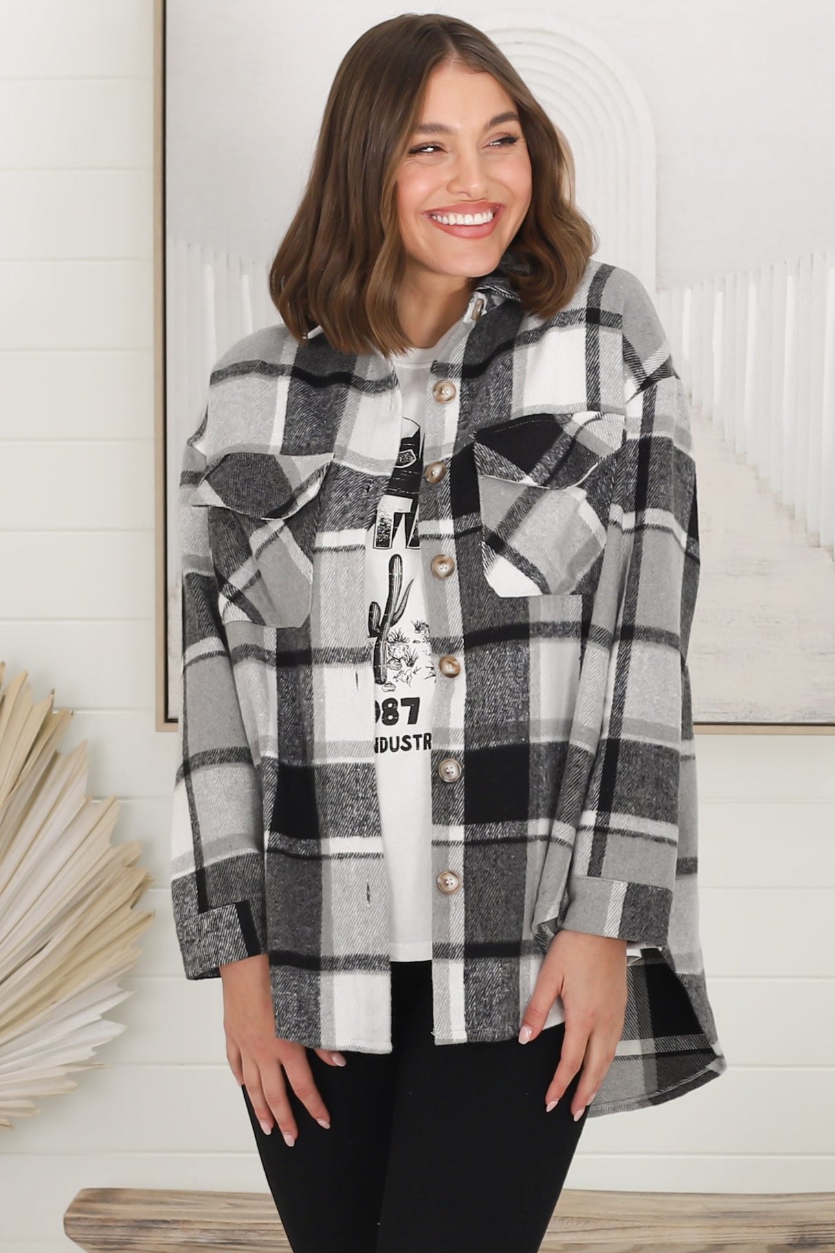 Diego Shacket - Relaxed Fit Checkered Shirt Jacket with Scoop Hemline in Grey