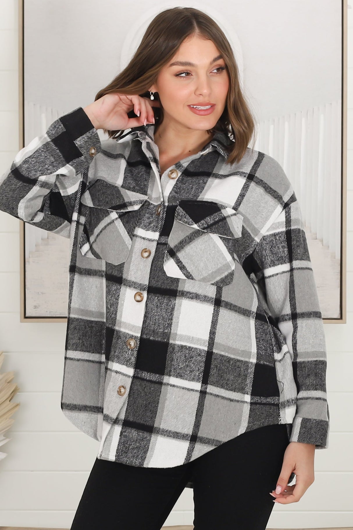 Diego Shacket - Relaxed Fit Checkered Shirt Jacket with Scoop Hemline in Grey