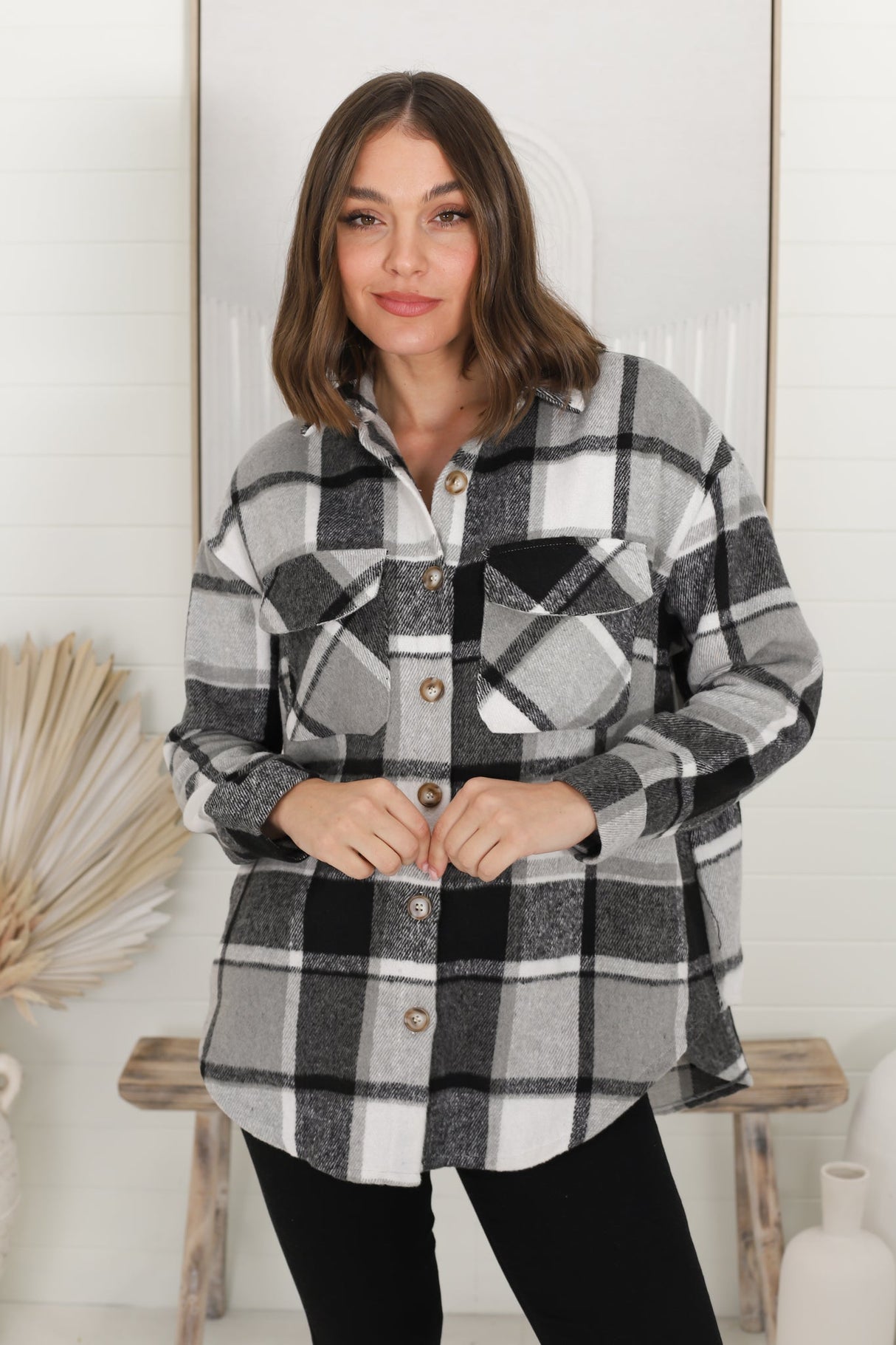 Diego Shacket - Relaxed Fit Checkered Shirt Jacket with Scoop Hemline in Grey