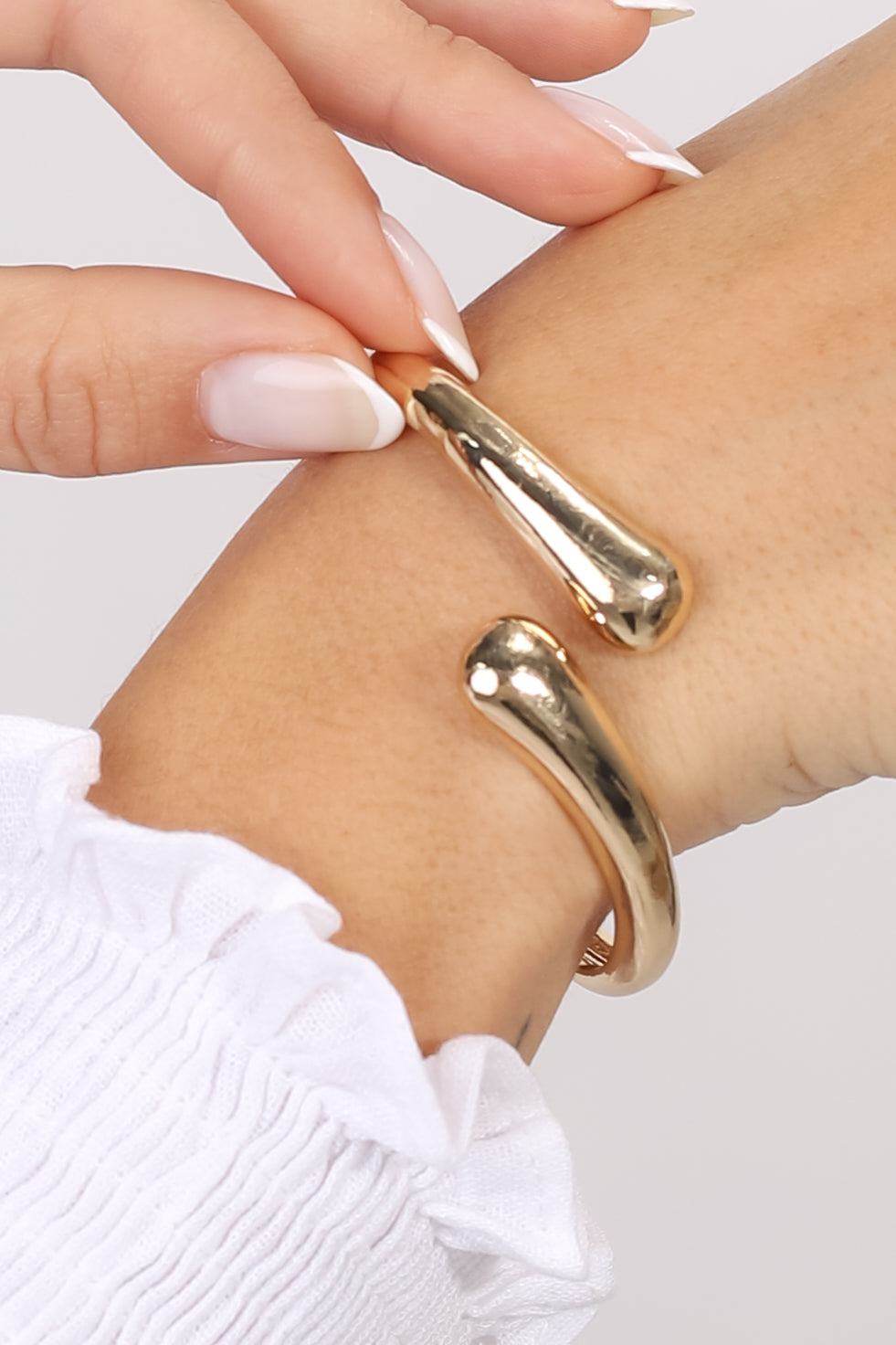 Curt Cuff Bracelet - Gold