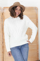 Smith Jumper - Thick Crew Neck Cable Knit in Cream