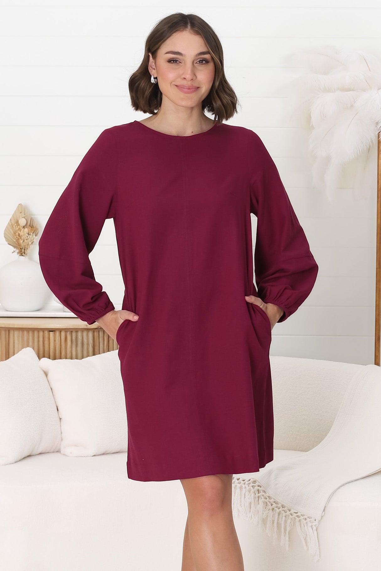 Ivanna Mini Dress - Crew Neck Shift Dress with Balloon Sleeves in Burgundy