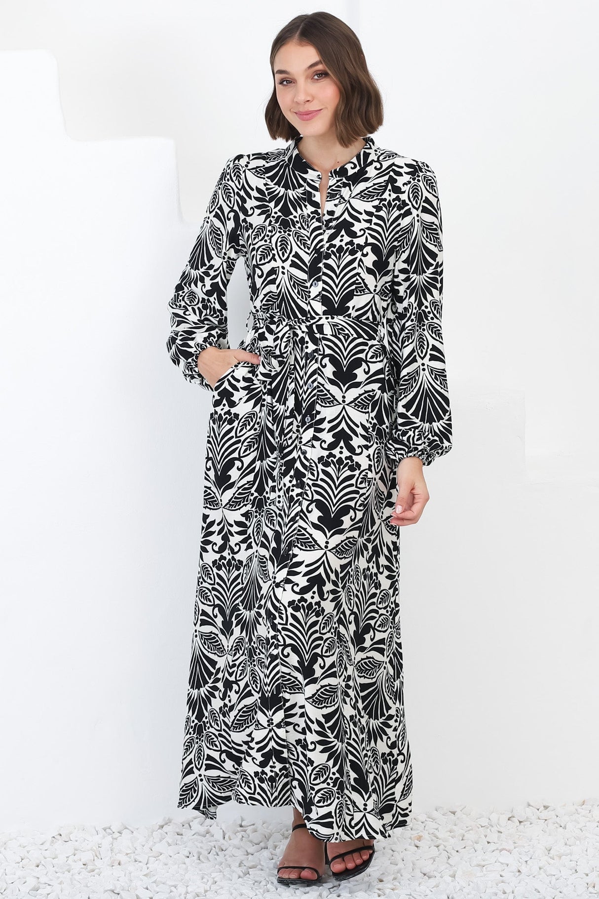 Sully Maxi Dress - High Collar A Line Dress in Harriette Print Black