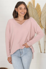 Mayanna Jumper - Lightweight V Neck Knit Jumper with Side Splits in Rose