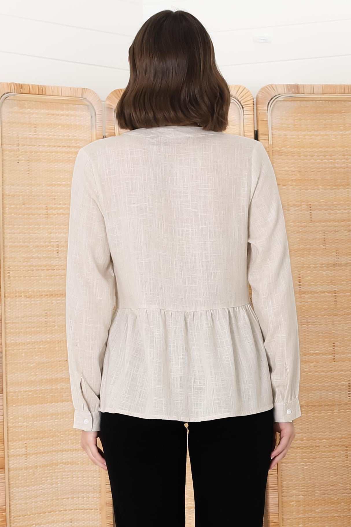 Marjorye Linen Blouse - Pleating Bodice Details Blouse With Long Sleeves In Oat