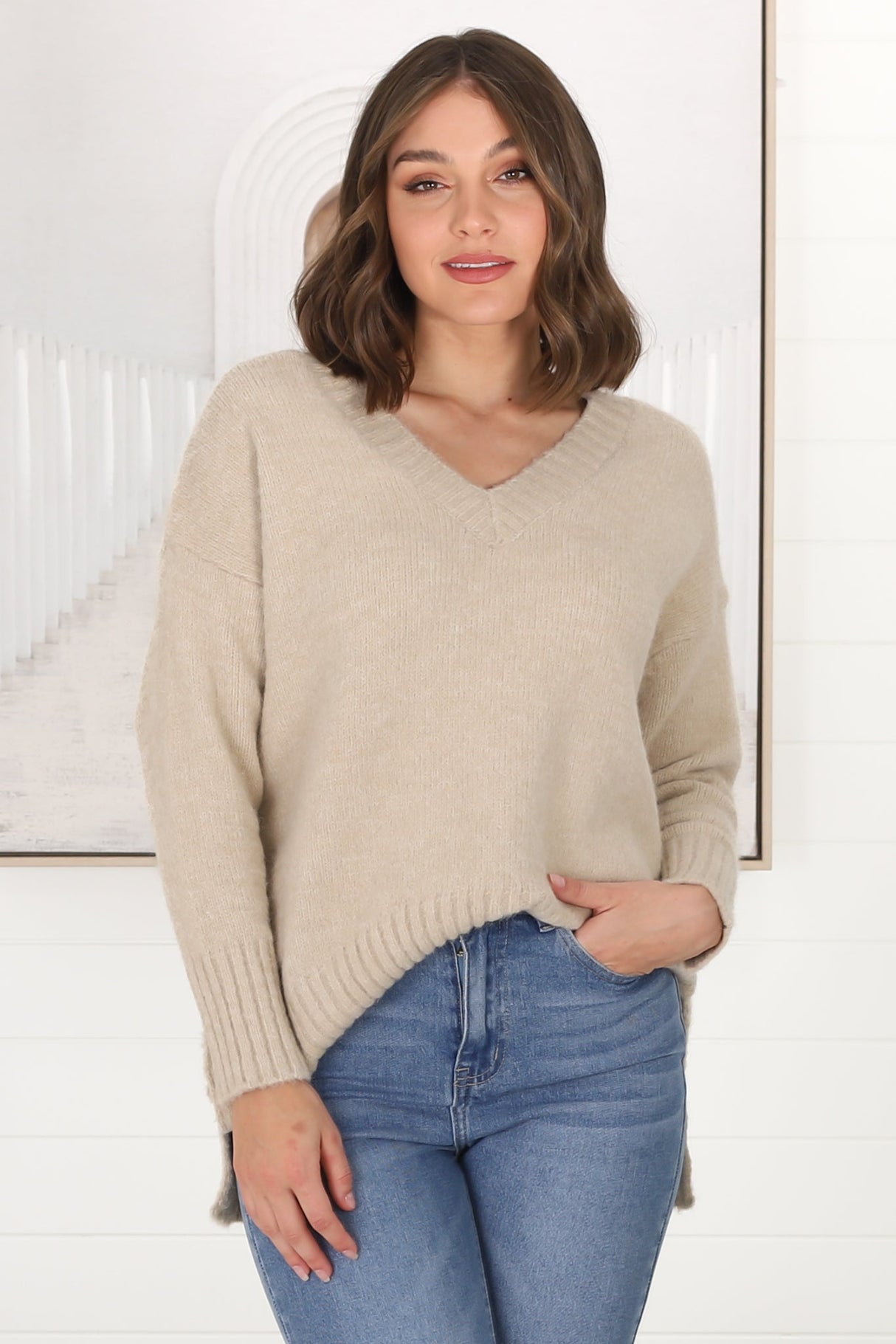 Jonas Jumper - Relaxed High-Low Jumper With Seam Splits In Sand