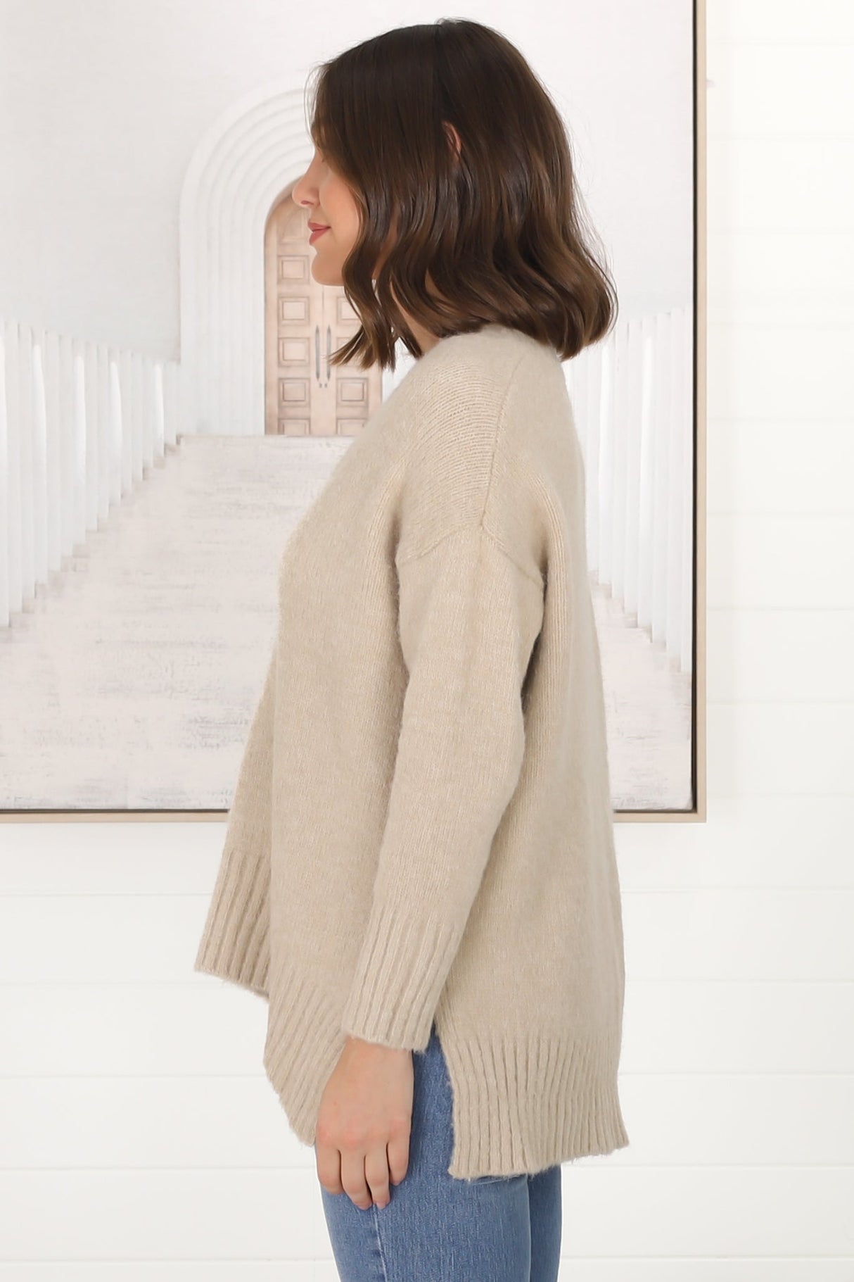 Jonas Jumper - Relaxed High-Low Jumper With Seam Splits In Sand