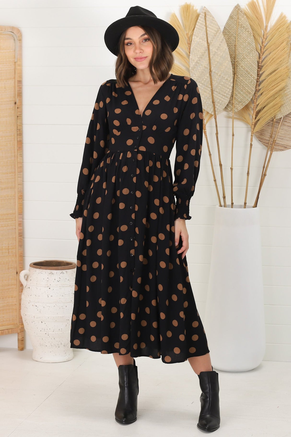 Jolie Midi Dress - V Neck Buttoned Down Long Sleeve Dress In Mahony Print