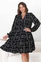 Donna Mini Dress - Mandarin Collar Pintuck Detailed Smock Dress in Astra Print Black