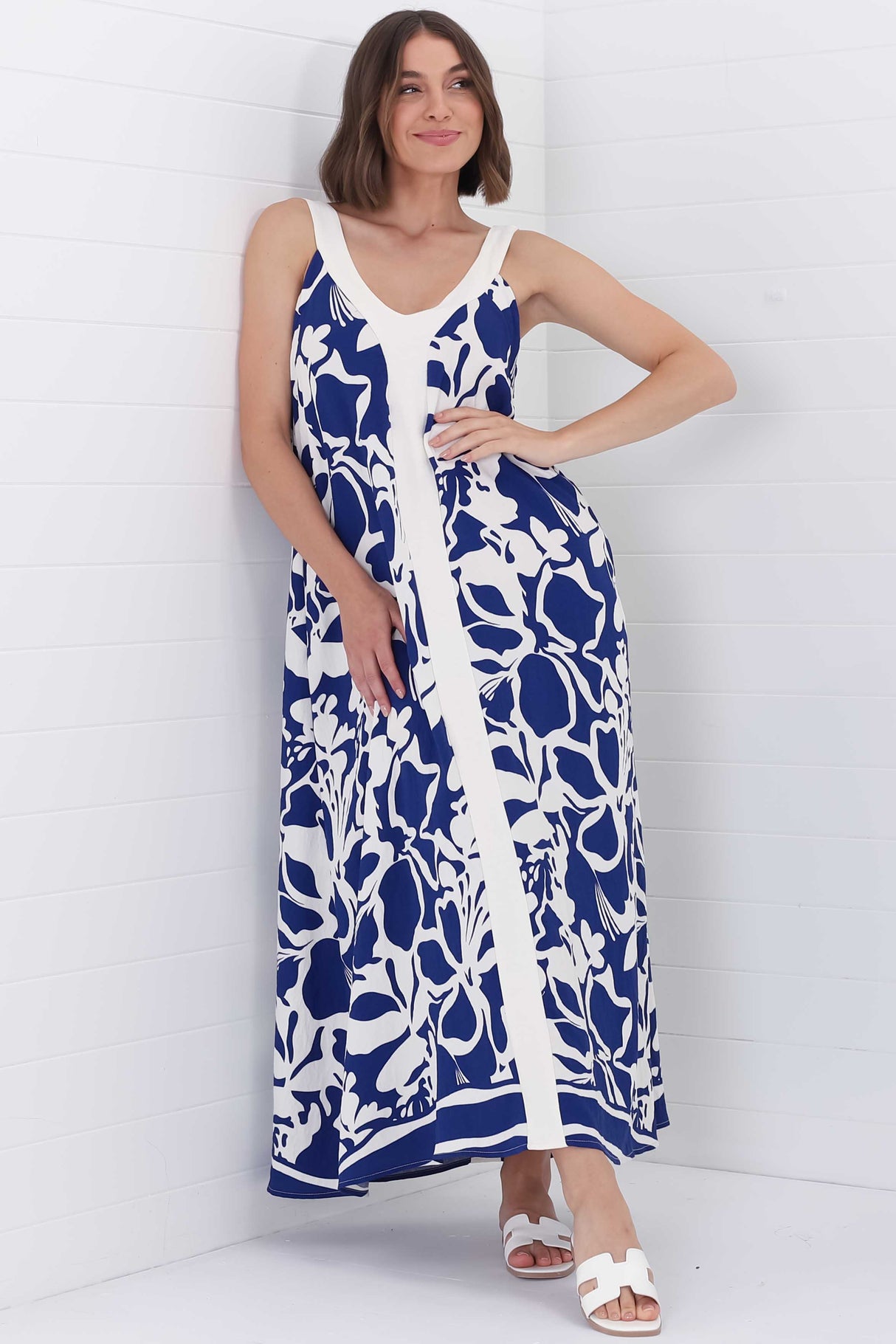 Ita Maxi Dress - Thick Strap V Neckline Sun Dress in Oceania Print