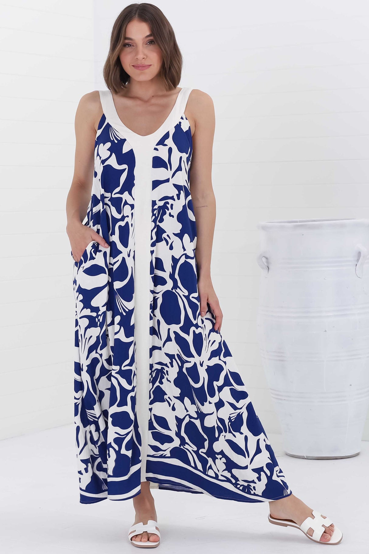 Ita Maxi Dress - Thick Strap V Neckline Sun Dress in Oceania Print