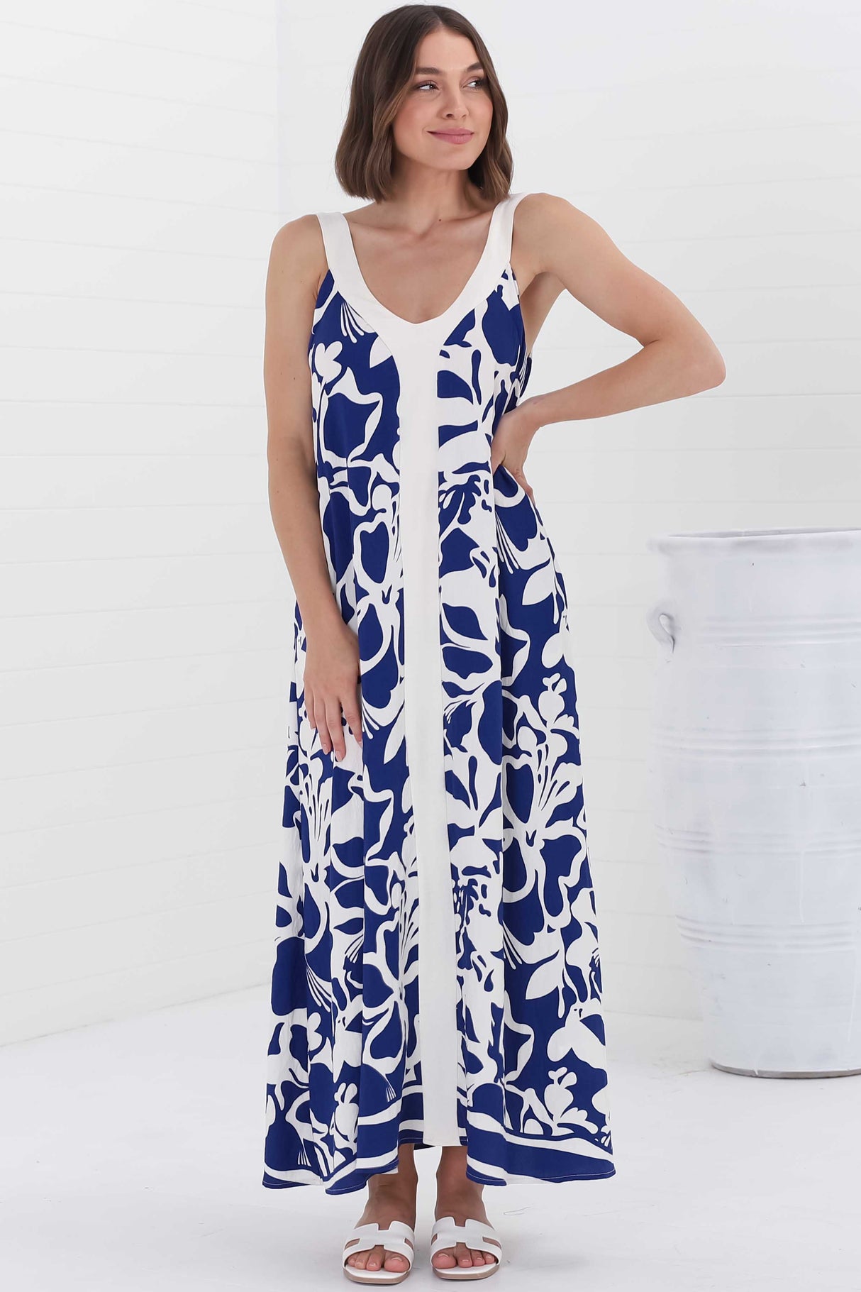 Ita Maxi Dress - Thick Strap V Neckline Sun Dress in Oceania Print