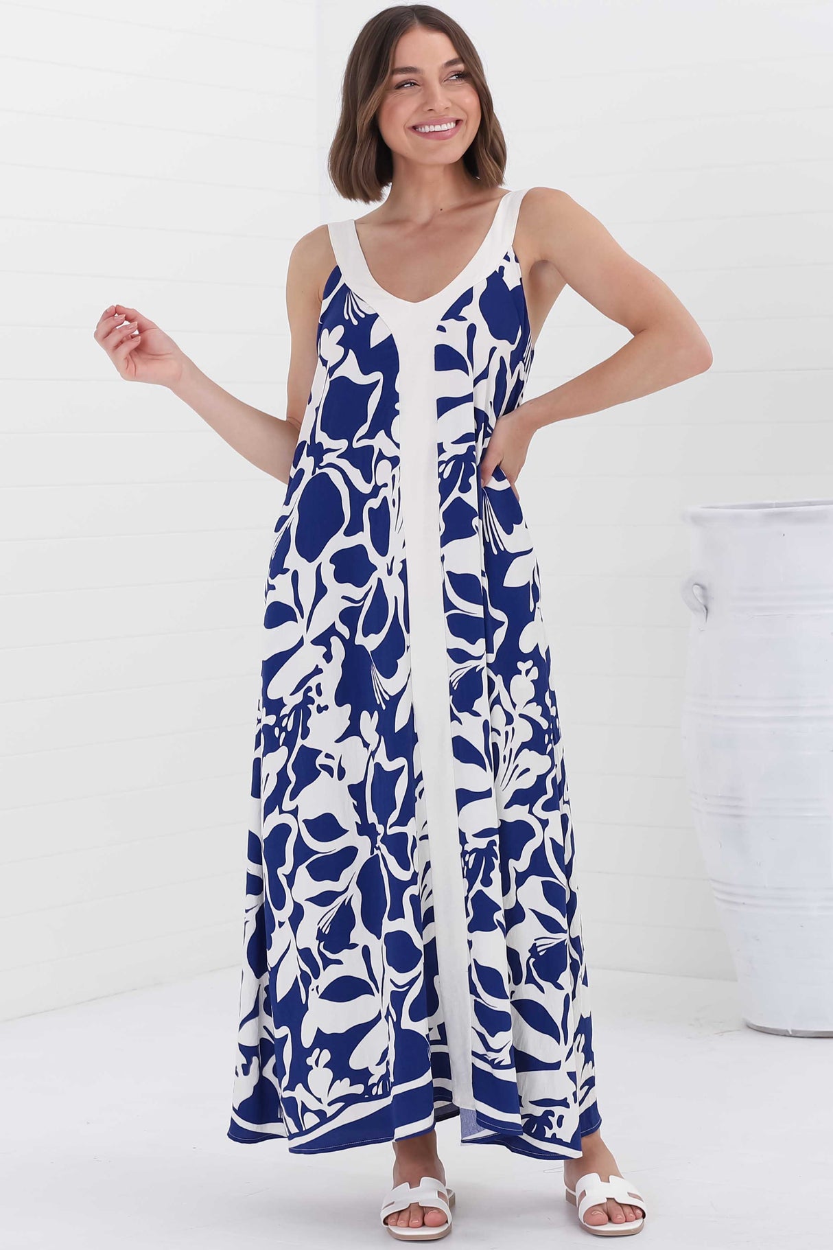 Ita Maxi Dress - Thick Strap V Neckline Sun Dress in Oceania Print