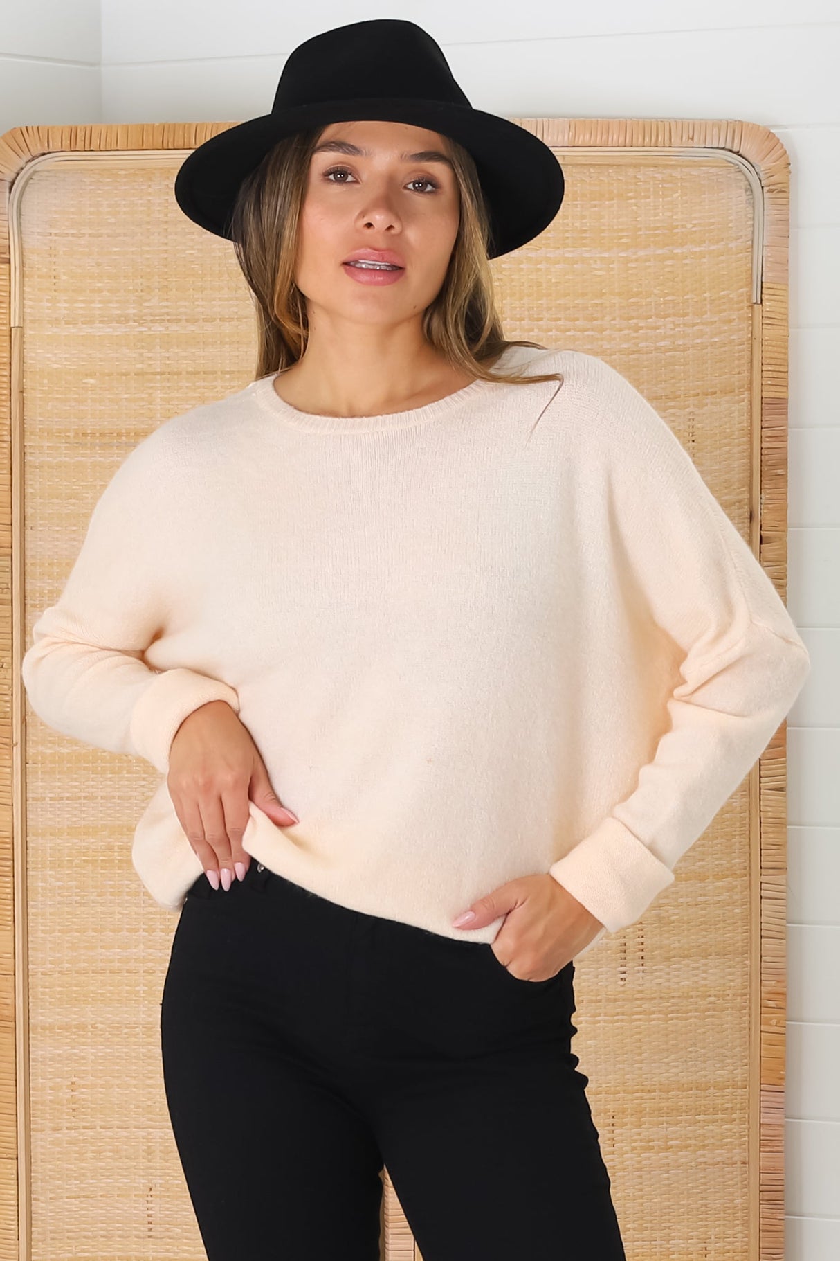 Joanne Knit Top - Crew Neckline Bat Wing Long Sleeve Top in Pale Peach