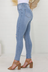 Joyce Jeans - Distressed Ripped Knee Skinny Leg Jeans in Light Denim