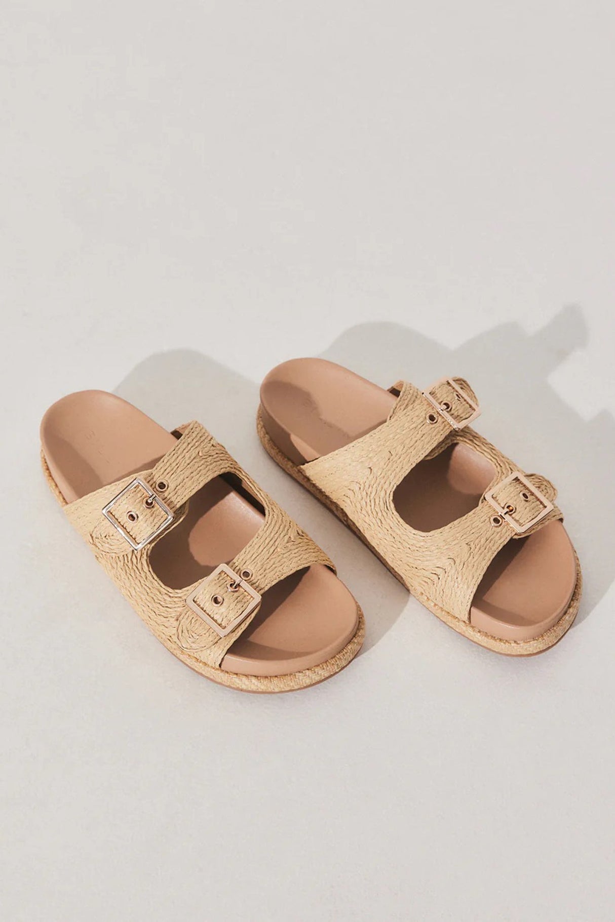 Juliet Sandals - Platform Slide in Natural Raffia