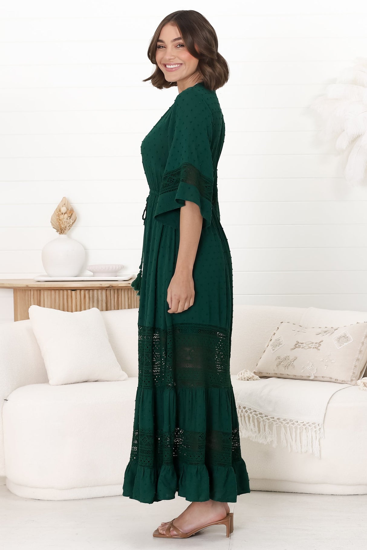 Kaely Maxi Dress - Delicate Lace Panel Detailed A Line Dress in Emerald