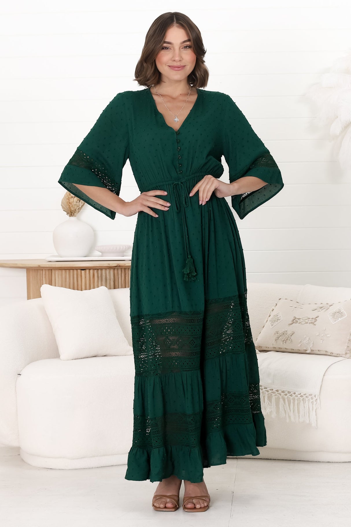 Kaely Maxi Dress - Delicate Lace Panel Detailed A Line Dress in Emerald