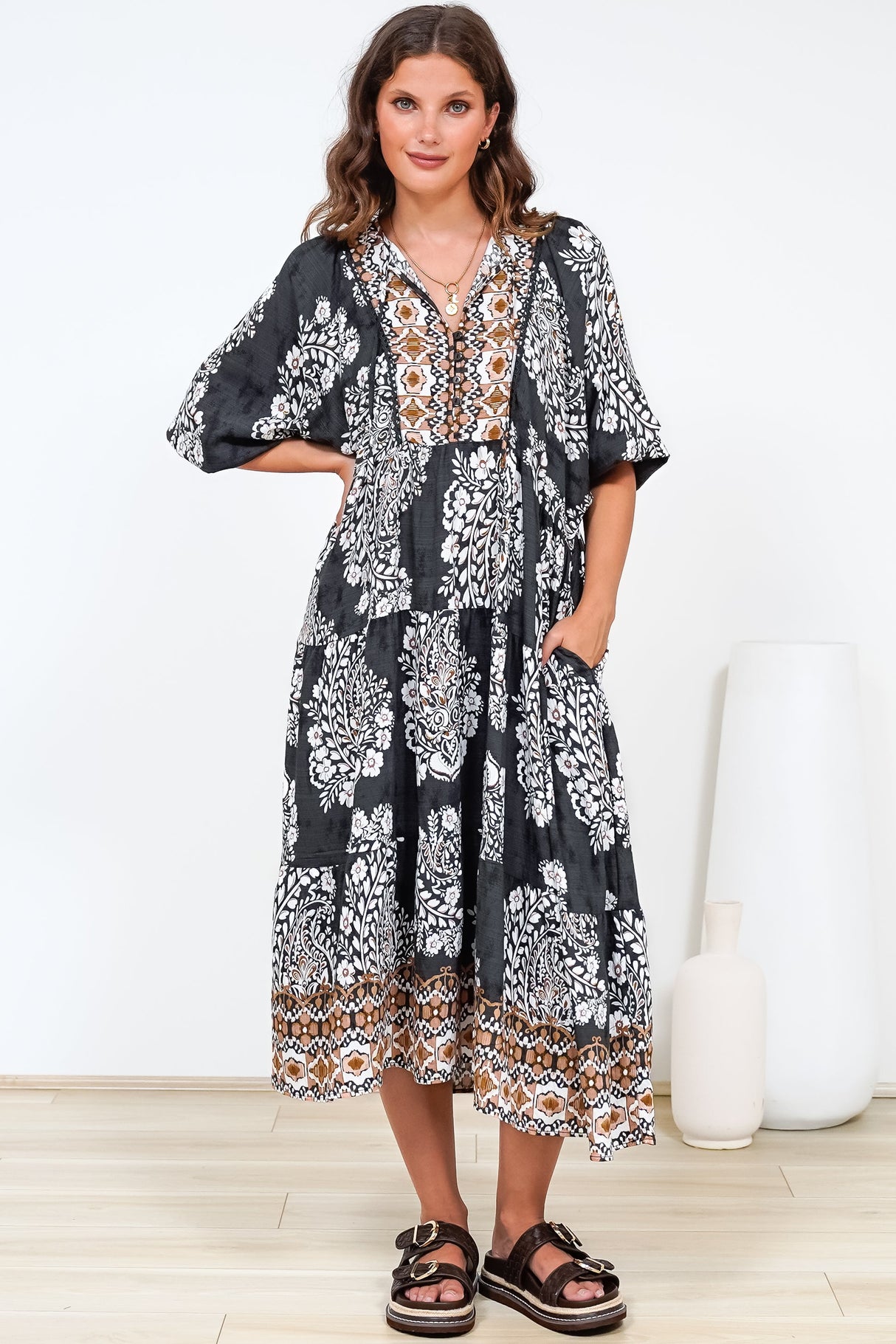 Kamali Midi Dress - Batwing Sleeve Smock Dress with Lace Detailing in Divani Print Black