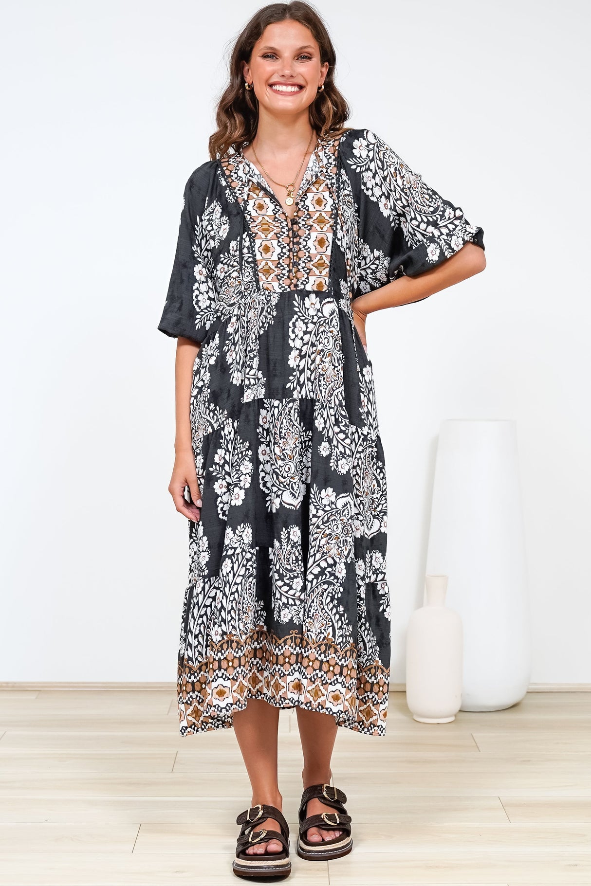 Kamali Midi Dress - Batwing Sleeve Smock Dress with Lace Detailing in Divani Print Black