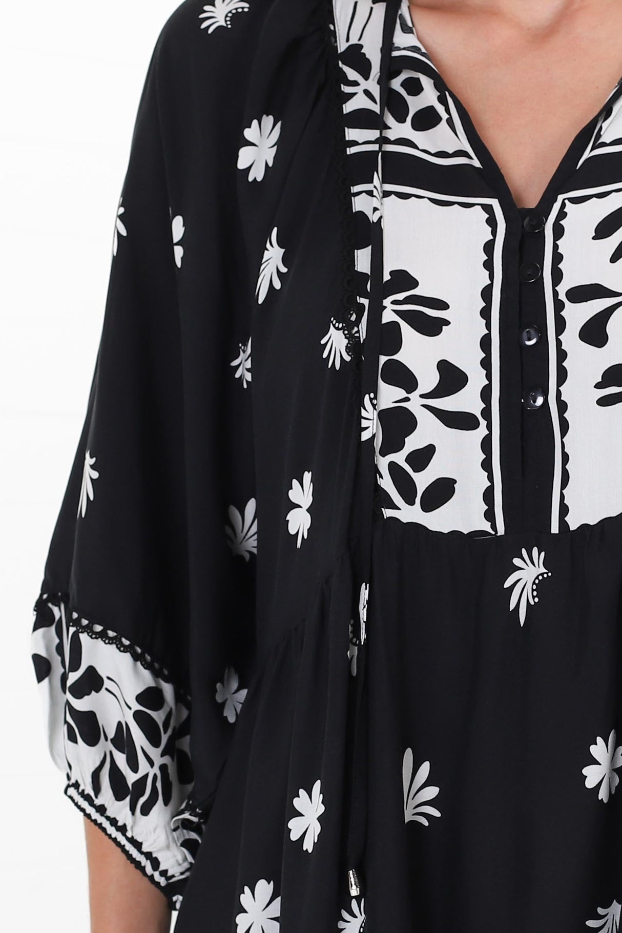 Kamali Midi Dress - Batwing Sleeve Smock Dress with Lace Detailing in Marjo Print Black