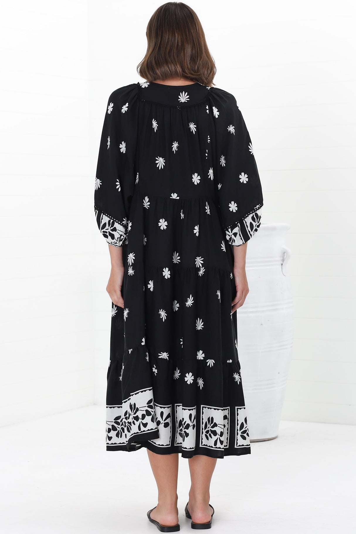 Kamali Midi Dress - Batwing Sleeve Smock Dress with Lace Detailing in Marjo Print Black