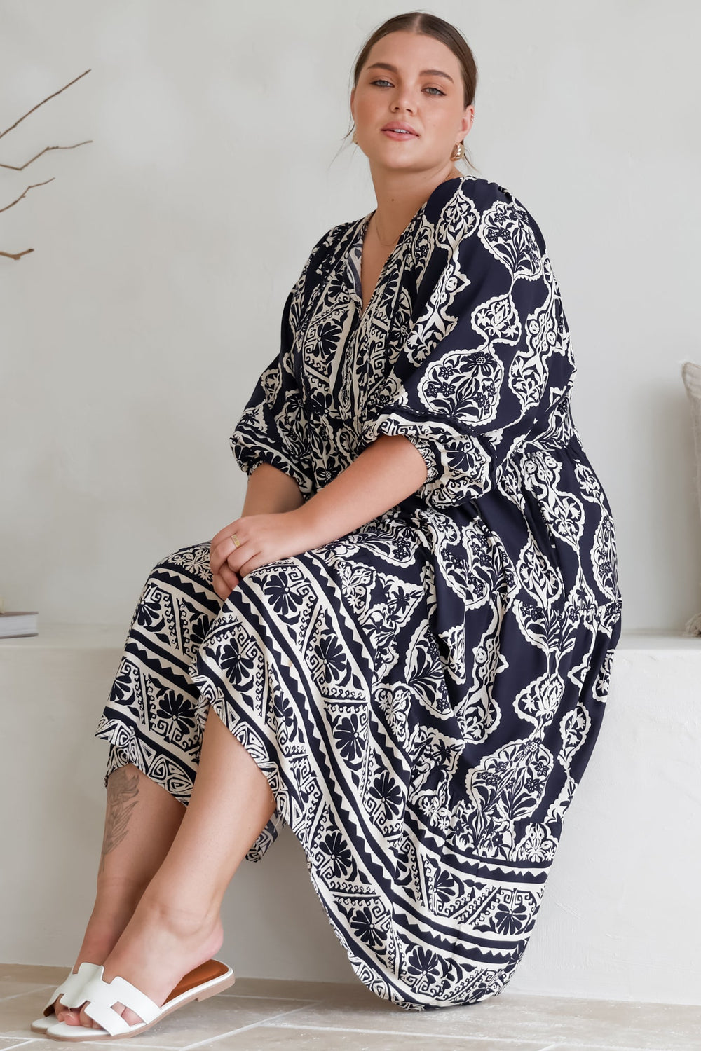 Kamali Midi Dress - Batwing Sleeve Smock Dress with Lace Detailing in Belle Print Navy
