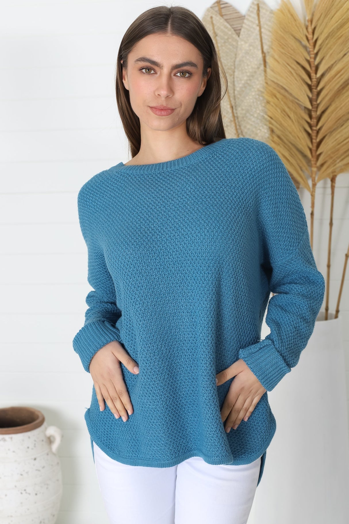 Kanza Jumper - Waffle Knit Scoop High-Low Hem Jumper in Blue