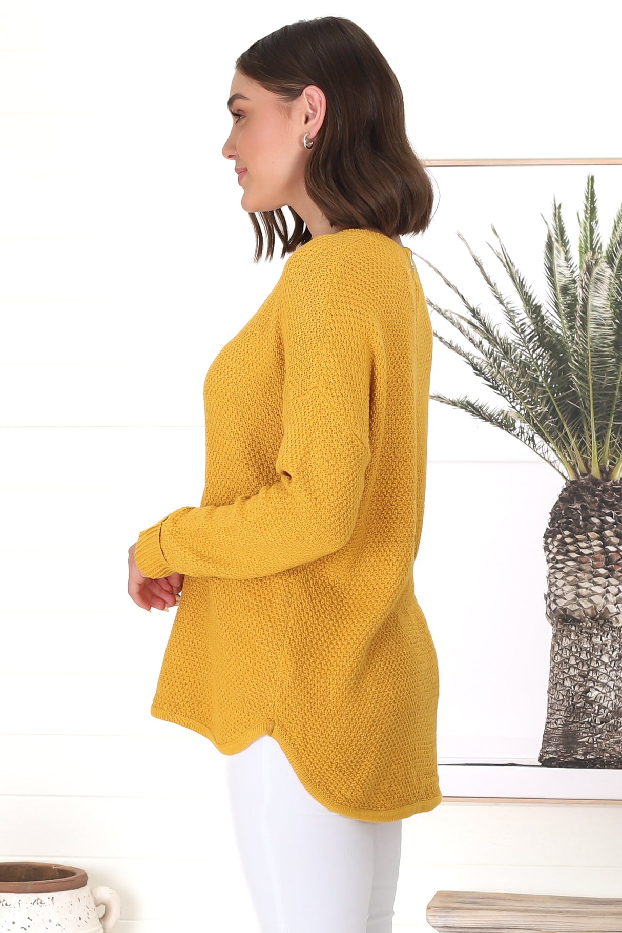 Kanza Jumper - Waffle Knit Scoop High-Low Hem Jumper in Mustard