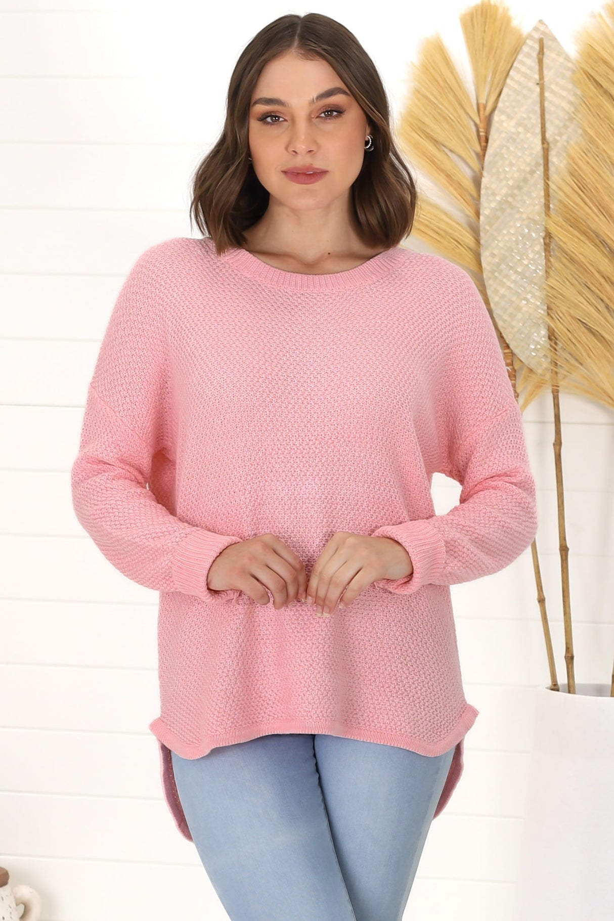 Kanza Jumper - Waffle Knit Scoop High-Low Hem Jumper in Pink