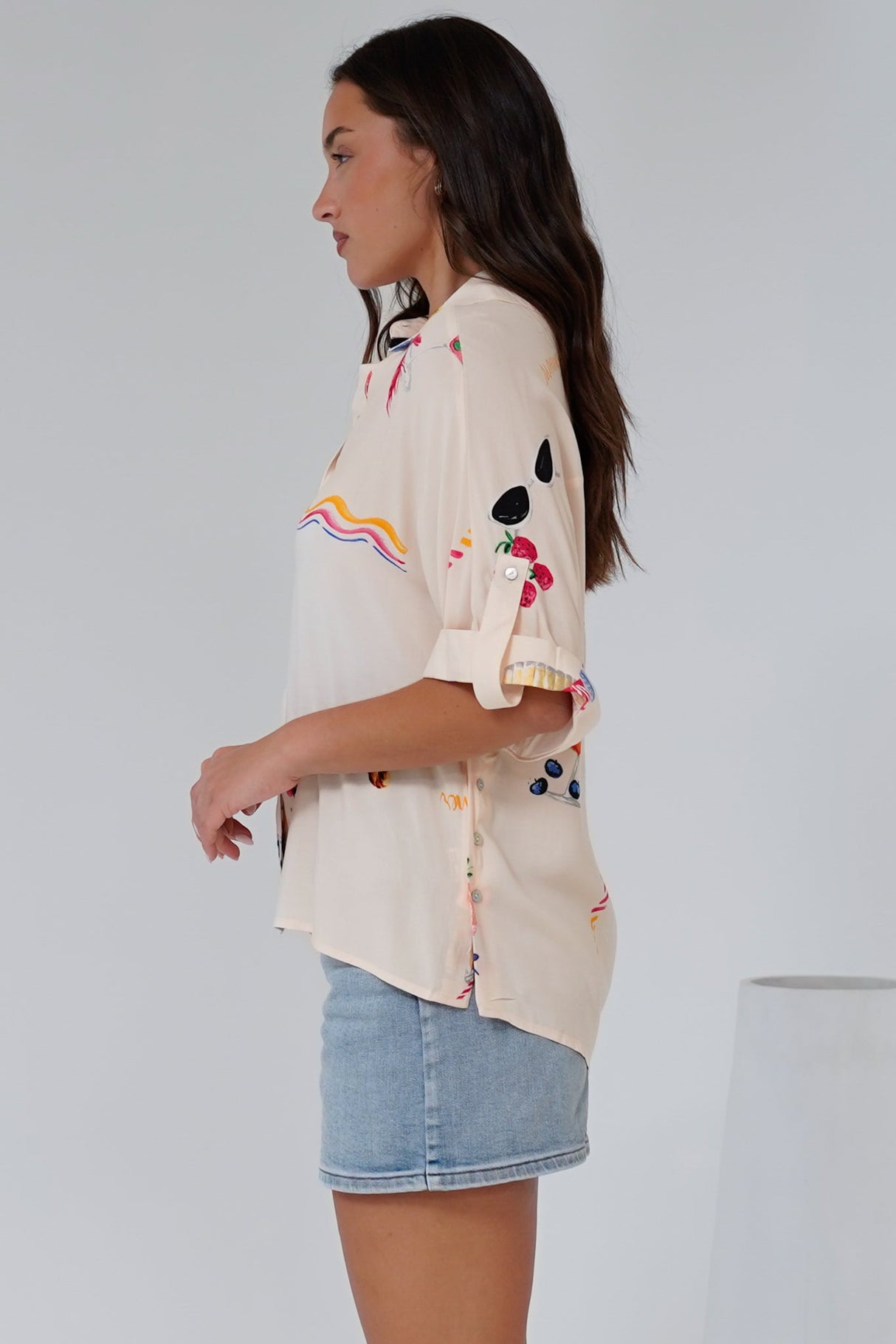 Kawai Shirt - Collared Button Down Shirt with Short Sleeves in Seasons Print