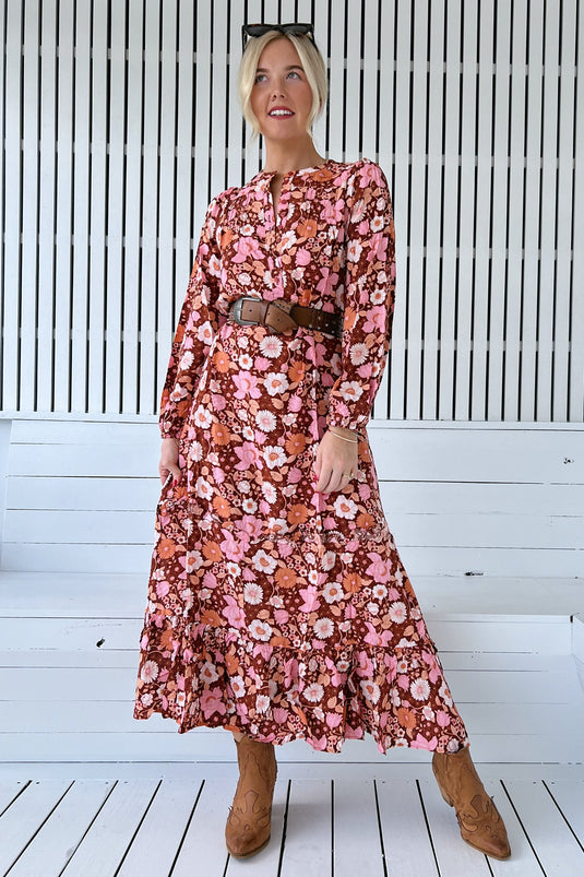 JAASE - Kensey Maxi Dress: Long Sleeve Shift Dress with Belt in Pixie Print