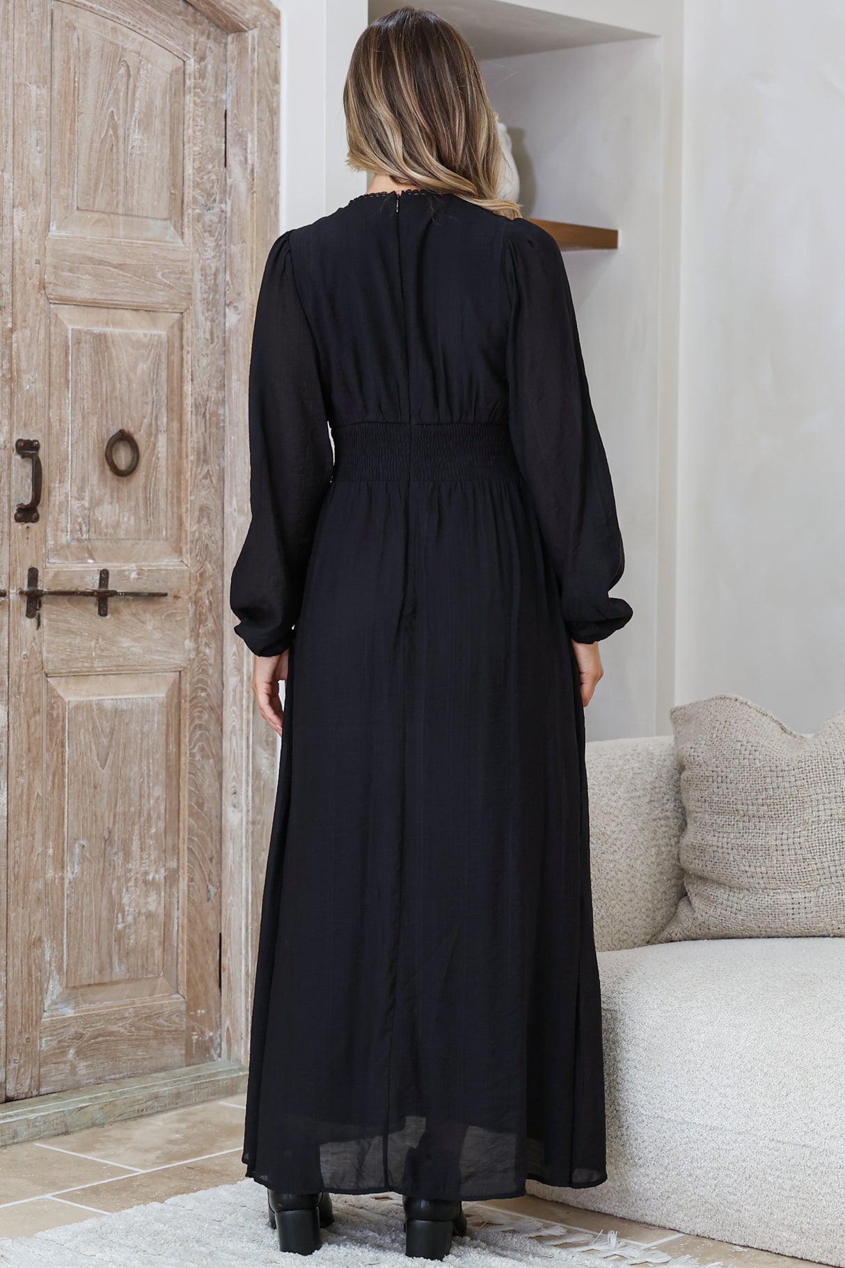 Lauder Maxi Dress - Lace Trim A-Line Dress with Balloon Sleeves in Black