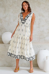 Laurina Midi Dress - Deep V-Neck A-Line Dress with Waist Tie in Fresca Print White