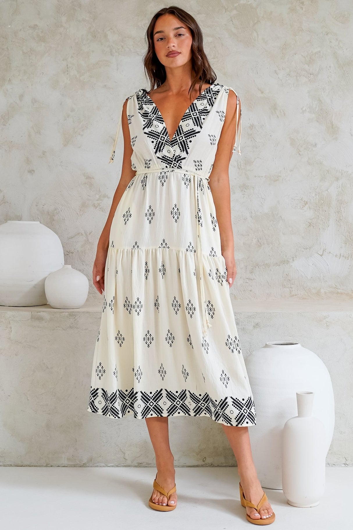 Laurina Midi Dress - Deep V-Neck A-Line Dress with Waist Tie in Fresca Print White