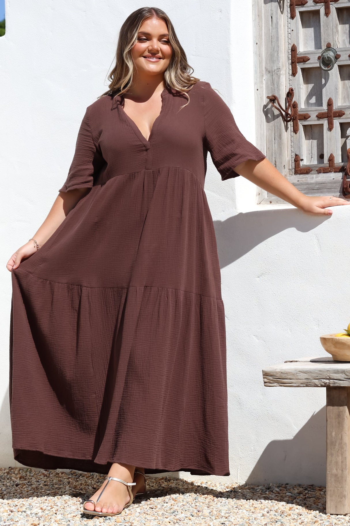 Laysa Maxi Dress - Mandarin Collar Buttoned Bodice Short Sleeve Dress in Chocolate