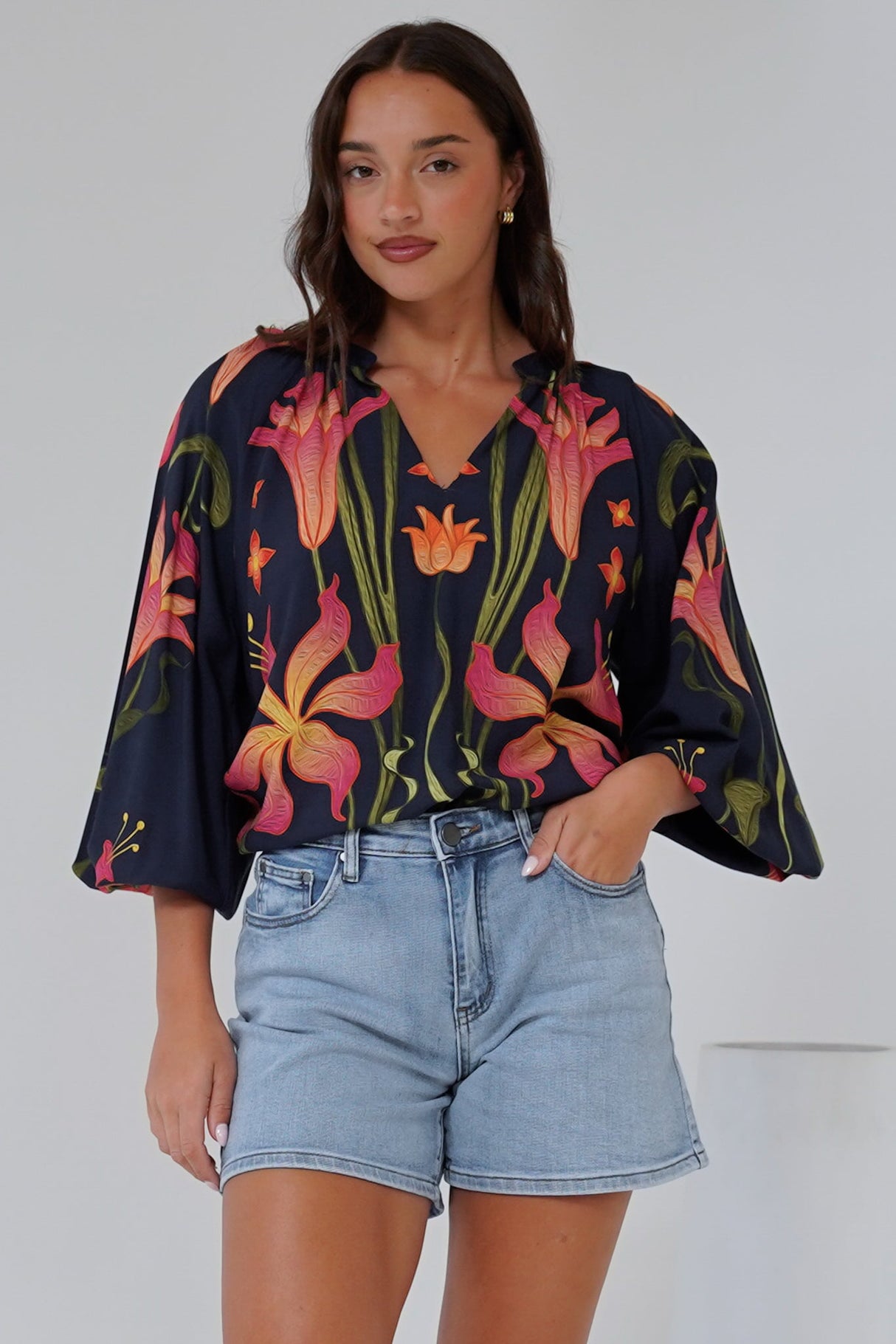 Lenny Top - Mandarin Collar Pull Over Top with Long Balloon Sleeves in Florine Print