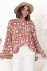 Lilah Blouse - Crew Neck High-Low Frill Hem Pull Over Blouse in Cailan Print Rust