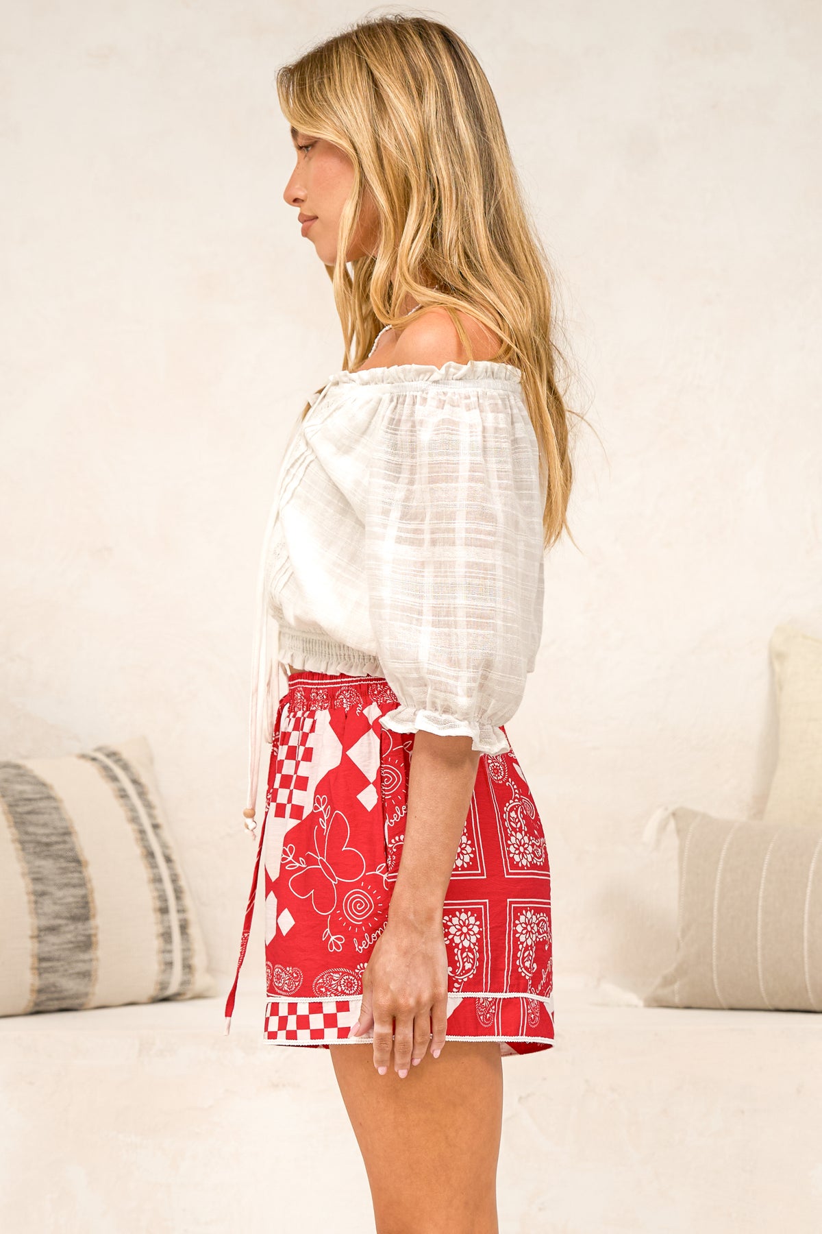 Livia Shorts - Elasticated Drawstring Waist Shorts with Pockets in Lizzy Print